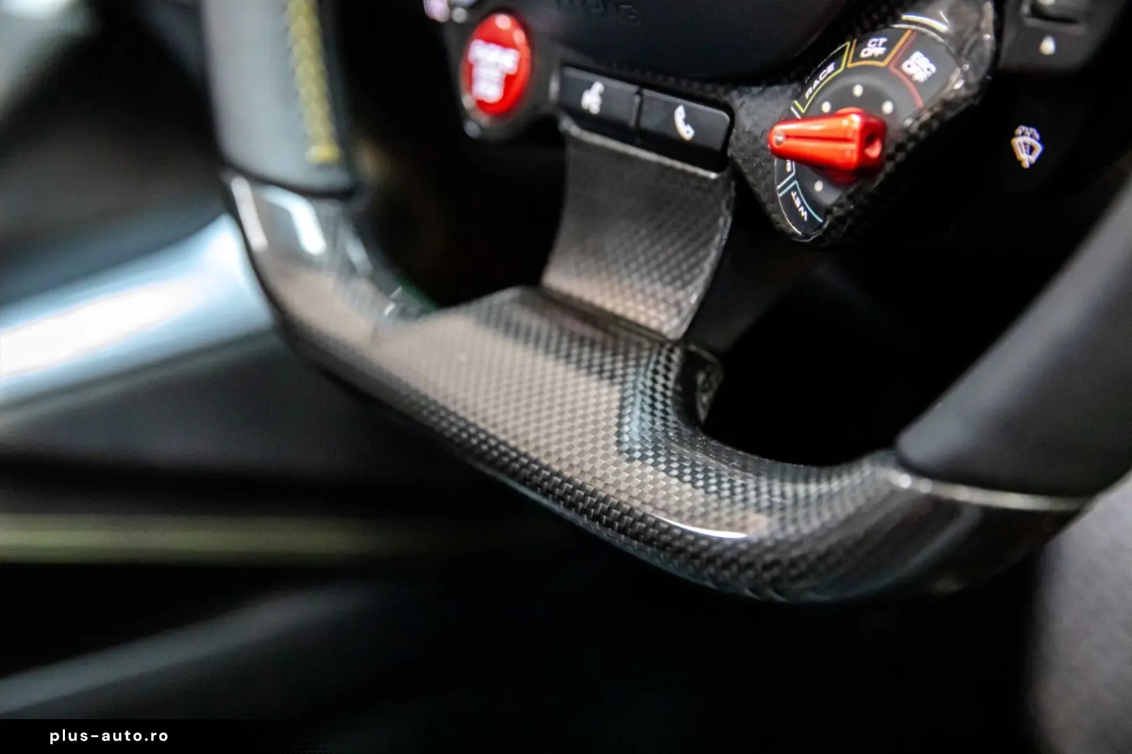 FERRARI 812 GTS - Painted Shields - Carbon - Led - VAT