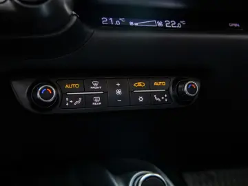 FERRARI 812 GTS - Painted Shields - Carbon - Led - VAT