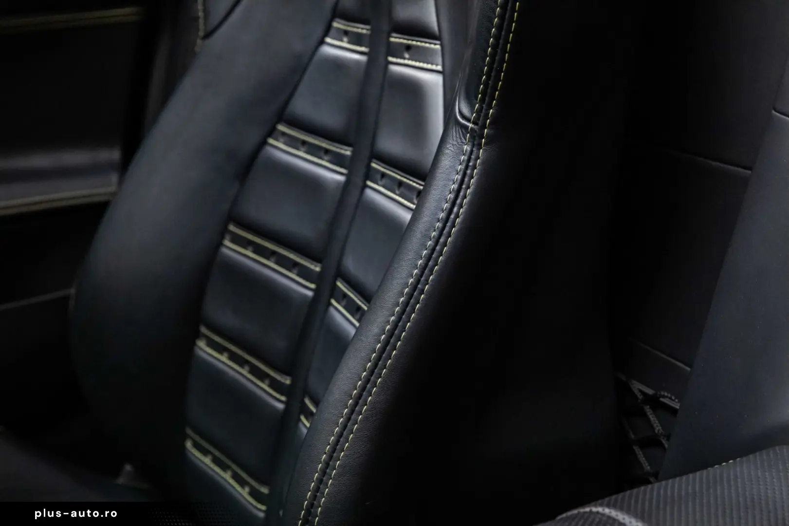 FERRARI 812 GTS - Painted Shields - Carbon - Led - VAT