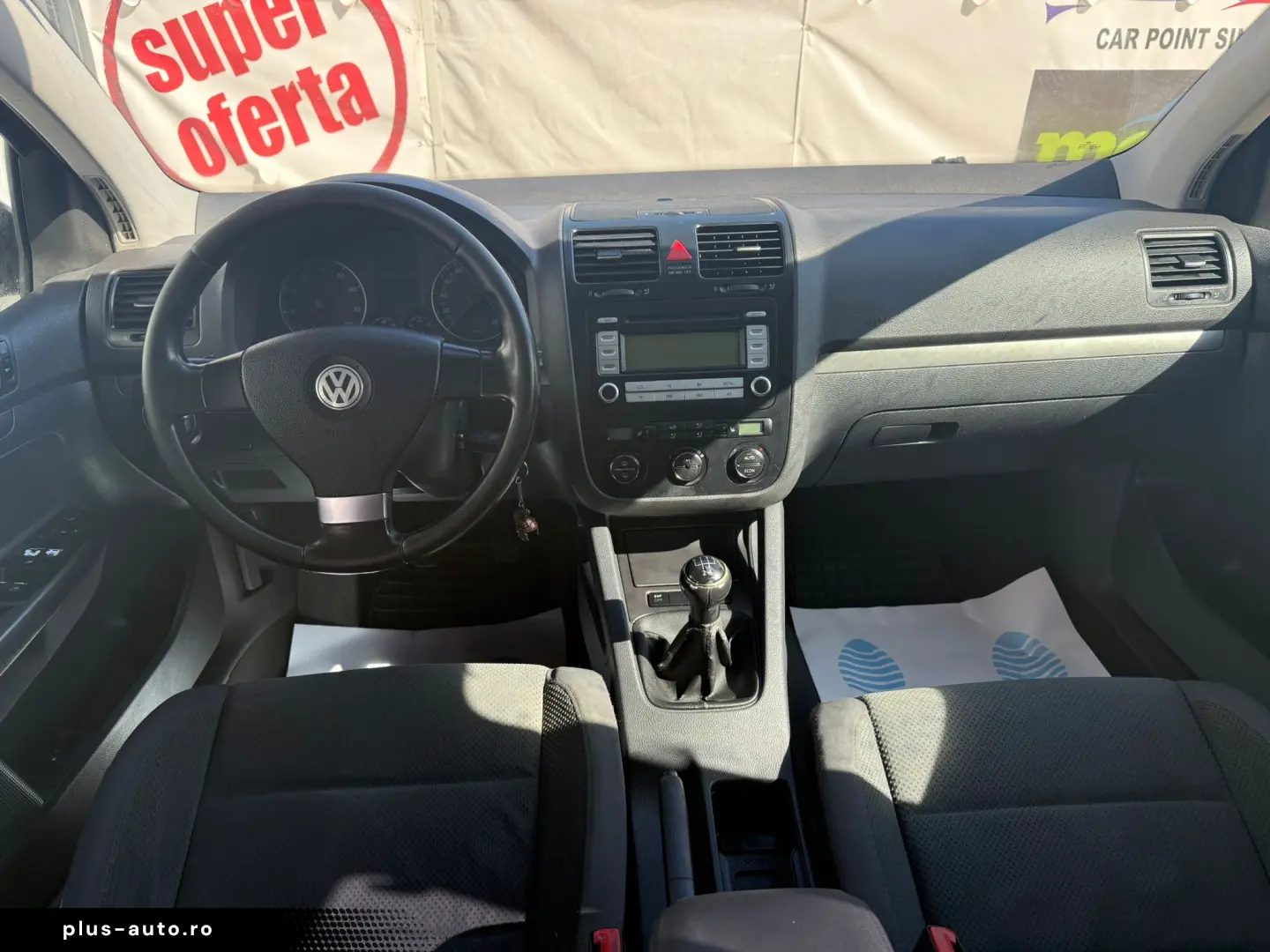 Volkswagen Golf 5 1.6 Mpi 102CP 2005 Inm RO