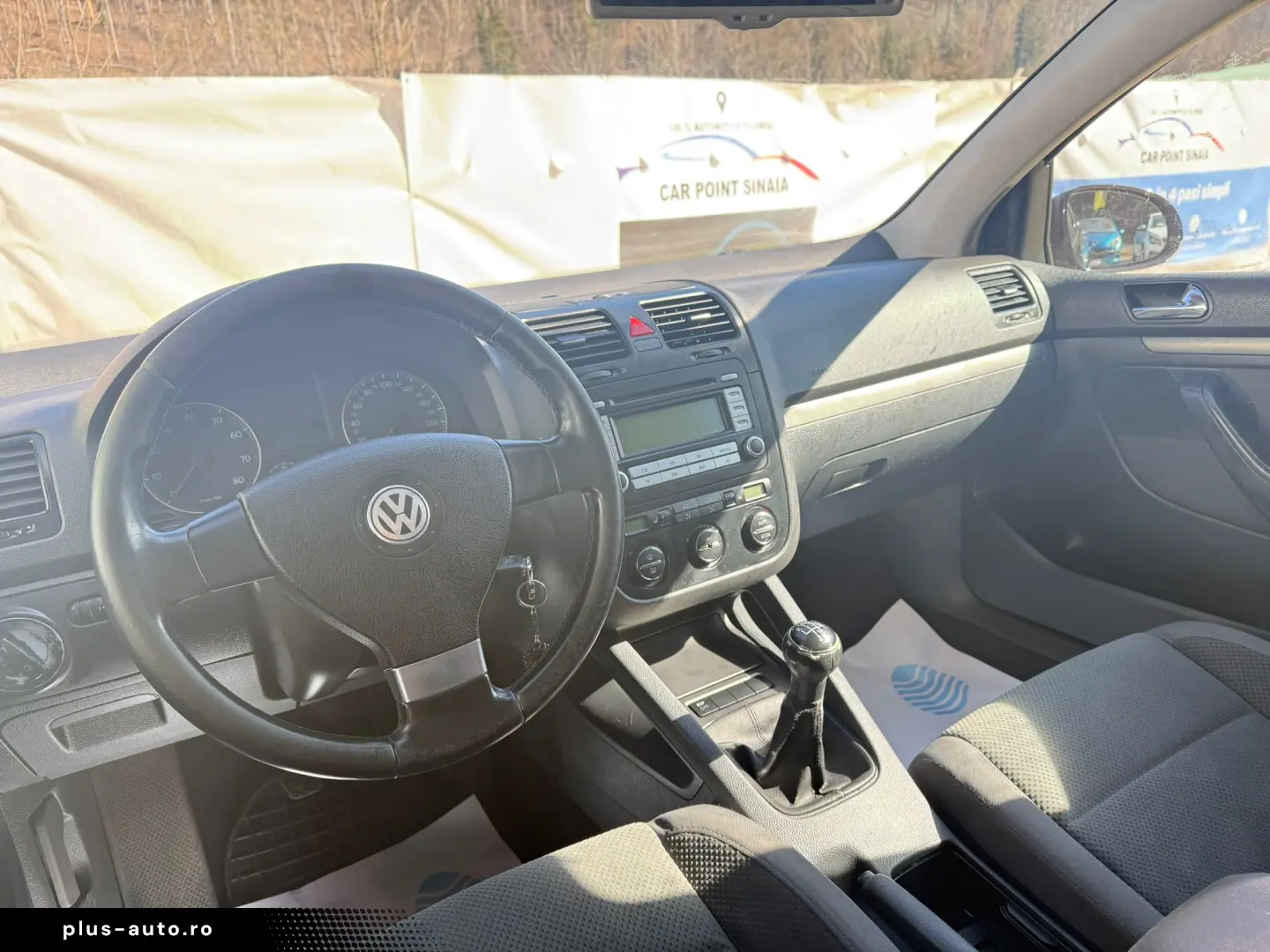Volkswagen Golf 5 1.6 Mpi 102CP 2005 Inm RO