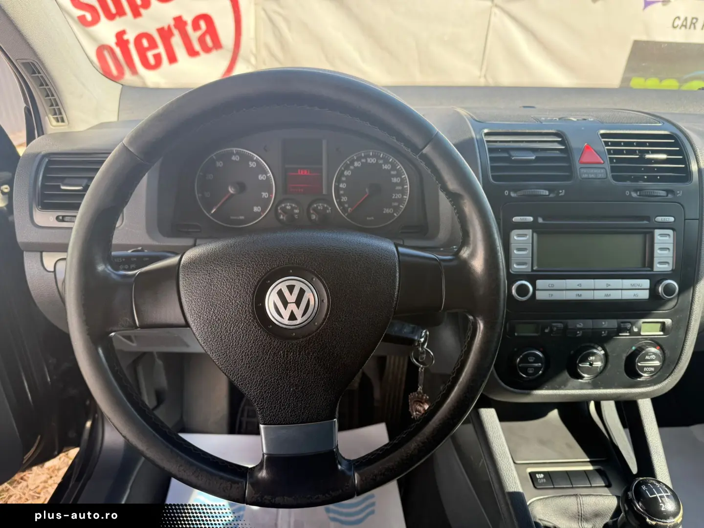 Volkswagen Golf 5 1.6 Mpi 102CP 2005 Inm RO