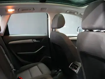 AUDI Q5 SLINE QUATTRO AT