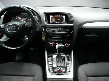 AUDI Q5 SLINE QUATTRO AT