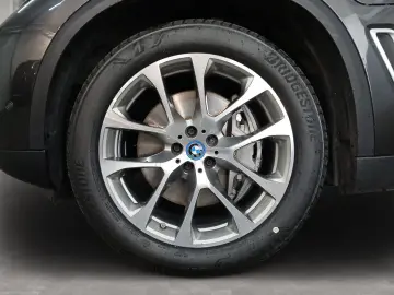 BMW X5 xDrive45e Massage Laser HUD Panoramic 360C