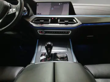 BMW X5 xDrive45e Massage Laser HUD Panoramic 360C