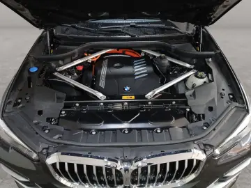BMW X5 xDrive45e Massage Laser HUD Panoramic 360C