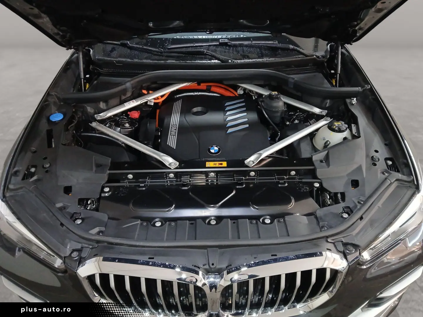 BMW X5 xDrive45e Massage Laser HUD Panoramic 360C