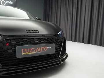 Audi R8 V10  Performance Quattro  Ceramic Brakes  Carbon Kit