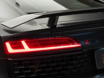 Audi R8 V10  Performance Quattro  Ceramic Brakes  Carbon Kit