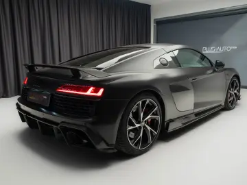 Audi R8 V10  Performance Quattro  Ceramic Brakes  Carbon Kit