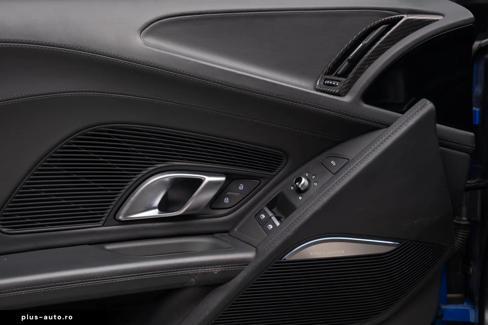 Audi R8 V10  Performance Quattro  Ceramic Brakes  Carbon Kit