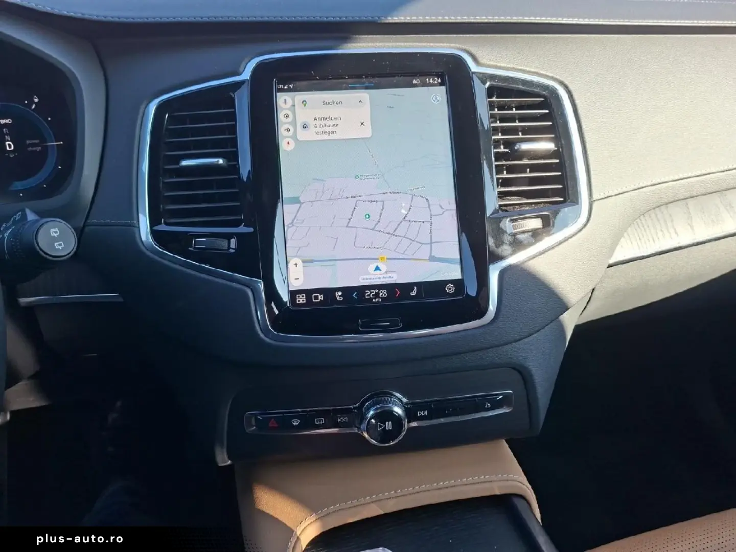 VOLVO XC90 T8 AWD Ultra Dark Plug-In Hybrid B&W