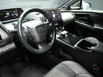 TOYOTA BZ4X LUXURY 4X4