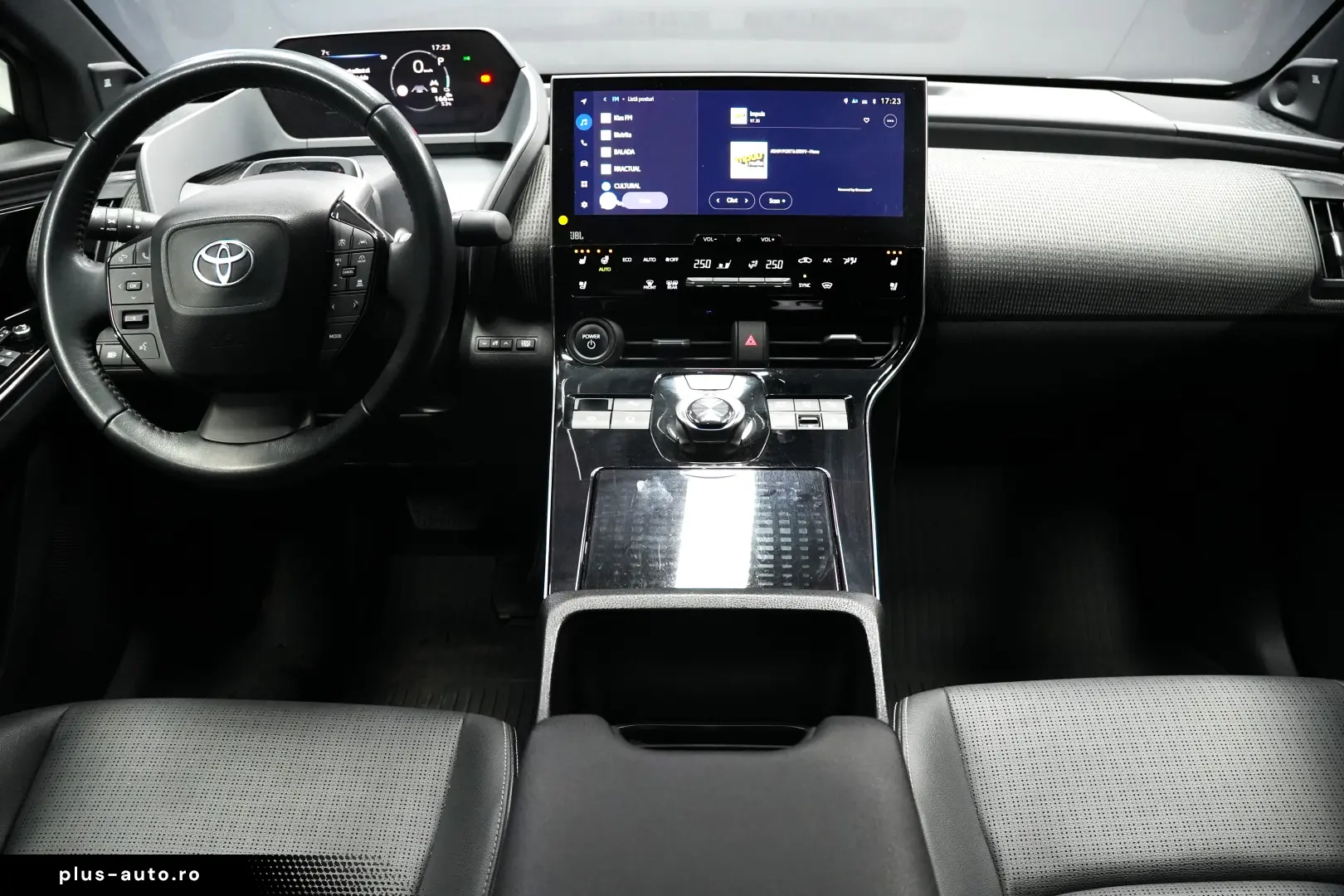 TOYOTA BZ4X LUXURY 4X4