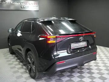 TOYOTA BZ4X LUXURY 4X4