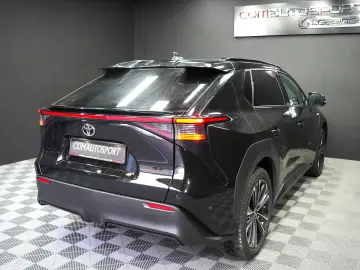 TOYOTA BZ4X LUXURY 4X4