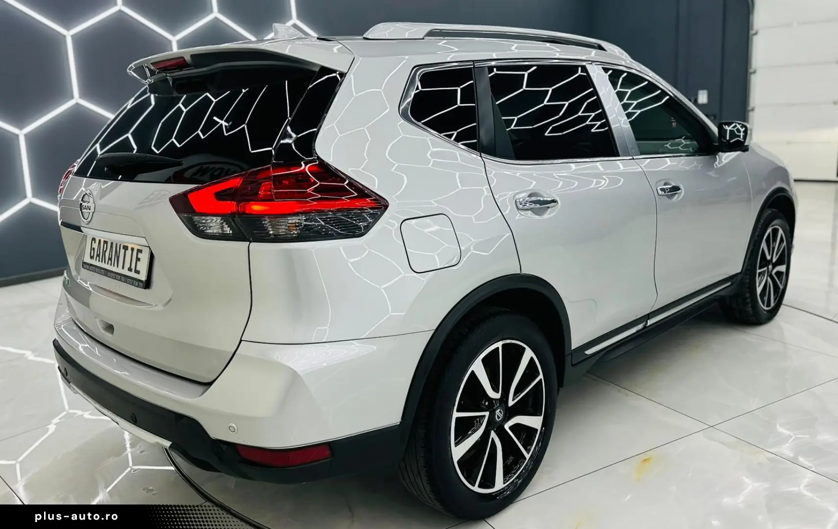 NISSAN X-TRAIL 2018 1.6D E6 7 Locuri Garantie 12 Luni Rate A