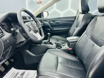 NISSAN X-TRAIL 2018 1.6D E6 7 Locuri Garantie 12 Luni Rate A