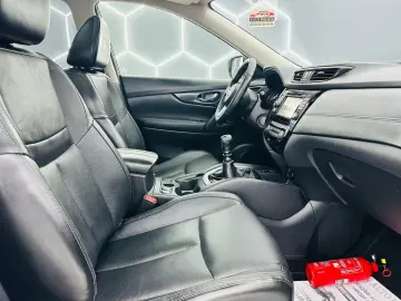 NISSAN X-TRAIL 2018 1.6D E6 7 Locuri Garantie 12 Luni Rate A