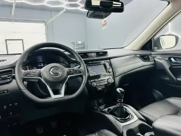 NISSAN X-TRAIL 2018 1.6D E6 7 Locuri Garantie 12 Luni Rate A