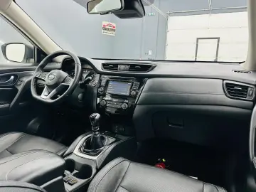 NISSAN X-TRAIL 2018 1.6D E6 7 Locuri Garantie 12 Luni Rate A