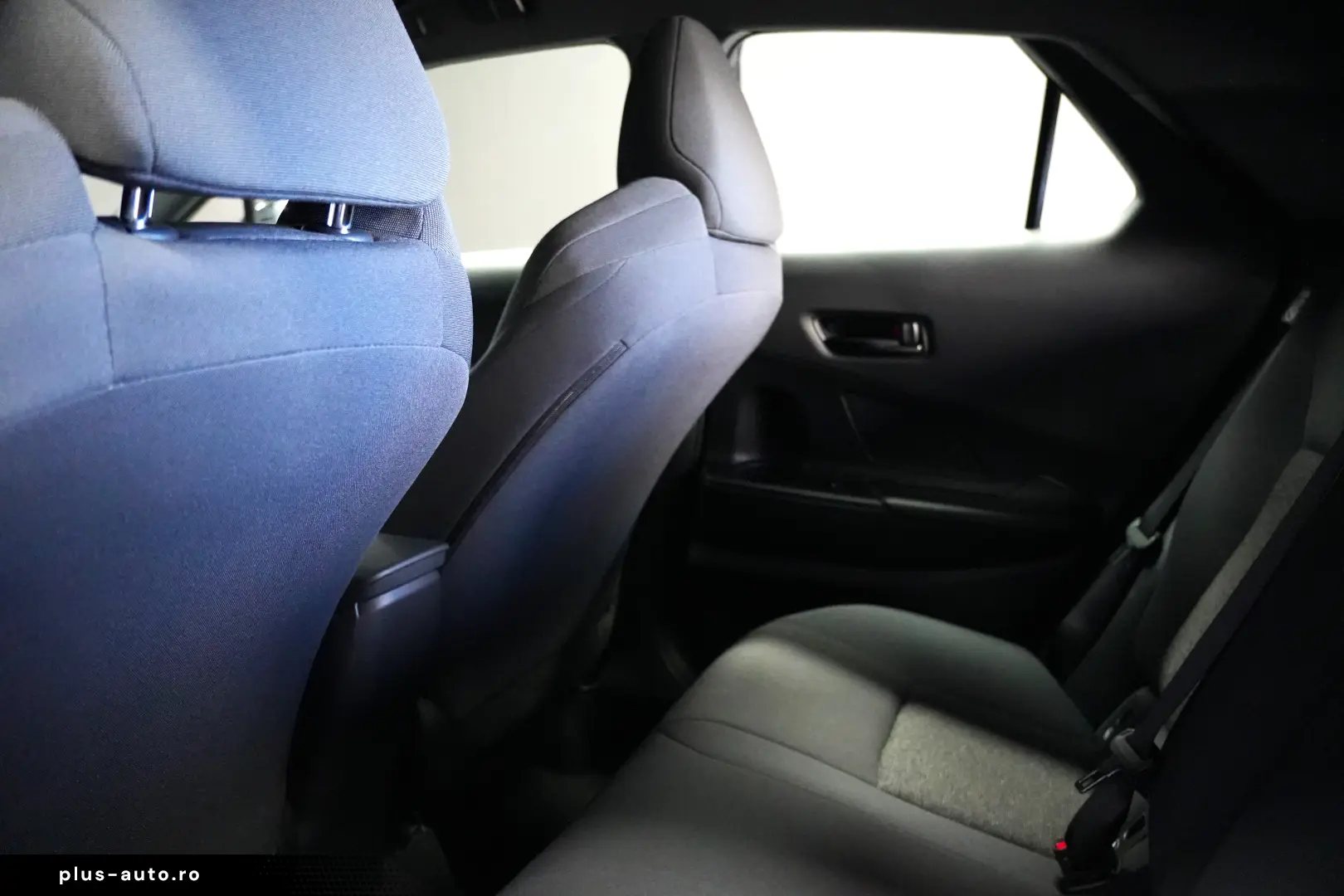 TOYOTA C-HR ACTIVE AT 1.8 HEV