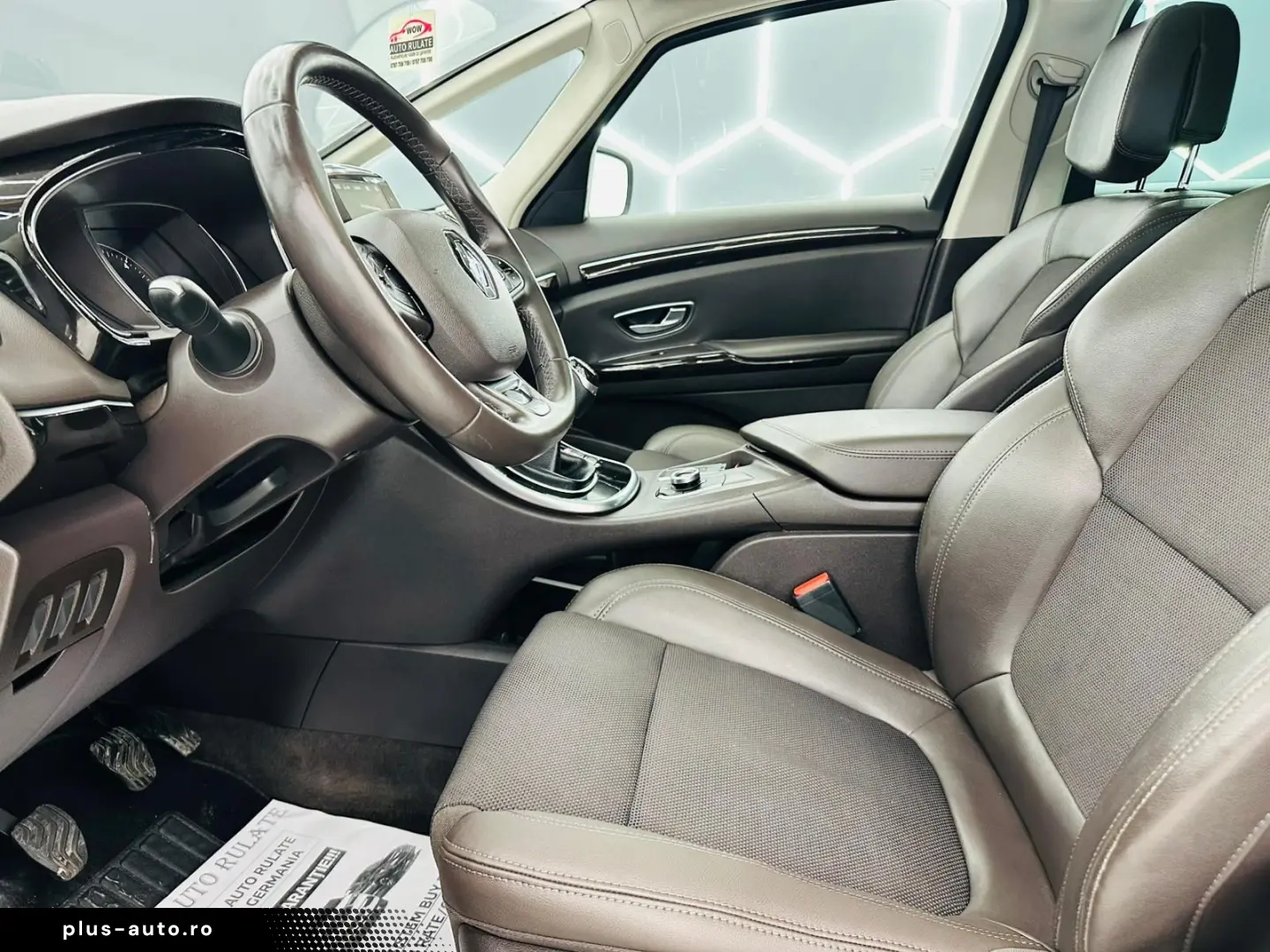 RENAULT ESPACE 2015 1.6D E6 7 Locuri Garantie 12 Luni Rate A