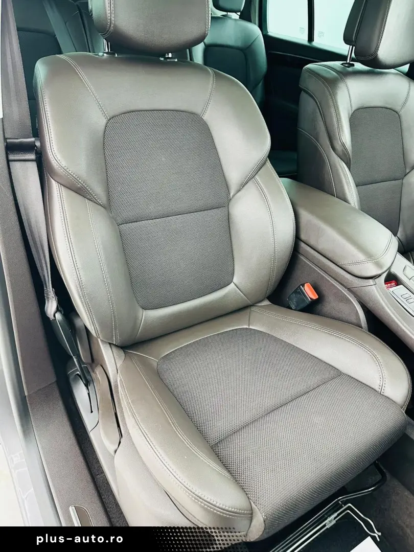 RENAULT ESPACE 2015 1.6D E6 7 Locuri Garantie 12 Luni Rate A