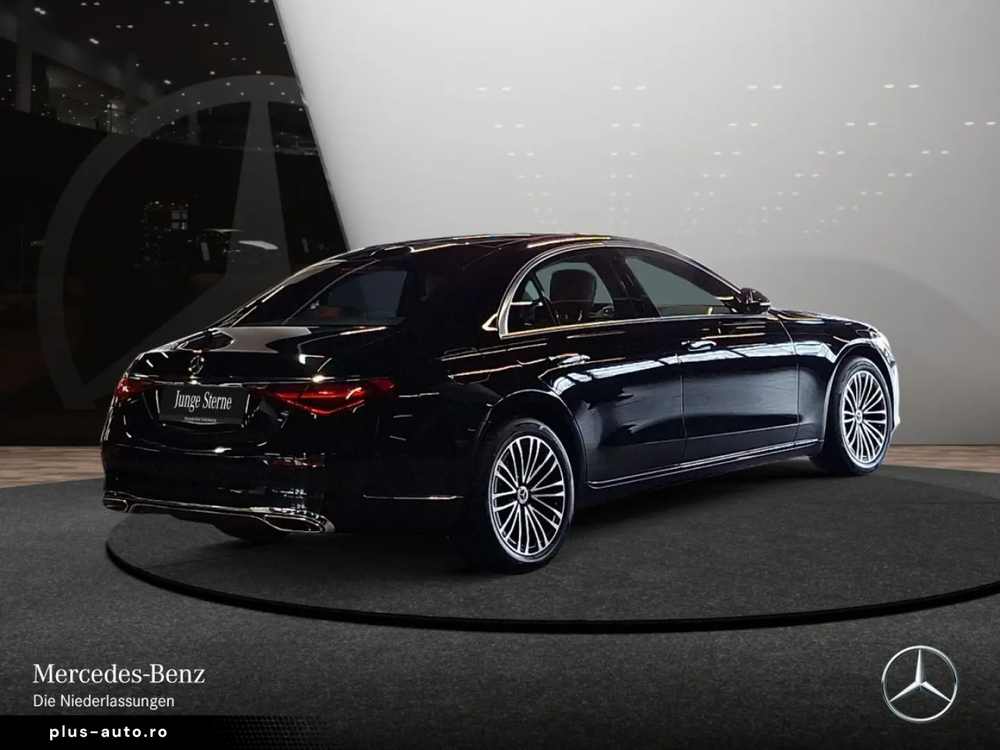 MERCEDES-BENZ S 450 e Pano Distr Burmester Memory Sitzklima