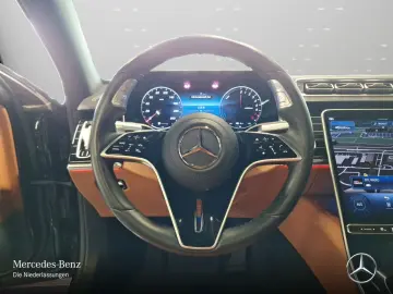 MERCEDES-BENZ S 450 e Pano Distr Burmester Memory Sitzklima