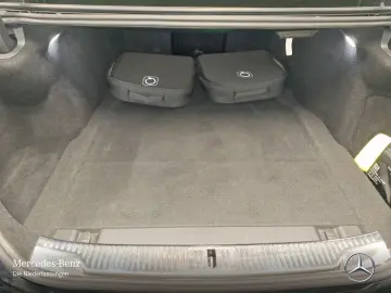 MERCEDES-BENZ S 450 e Pano Distr Burmester Memory Sitzklima