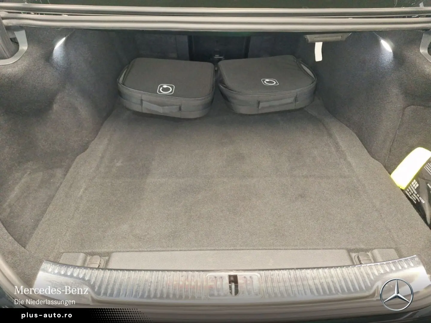 MERCEDES-BENZ S 450 e Pano Distr Burmester Memory Sitzklima