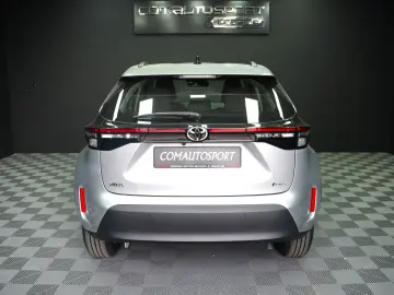 TOYOTA YARIS CROSS HYBRID BUSINESS