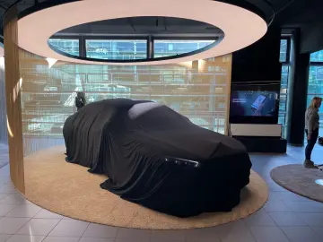 MERCEDES-BENZ Limousine lang 4Matic L AMG Line chauf&hellip;