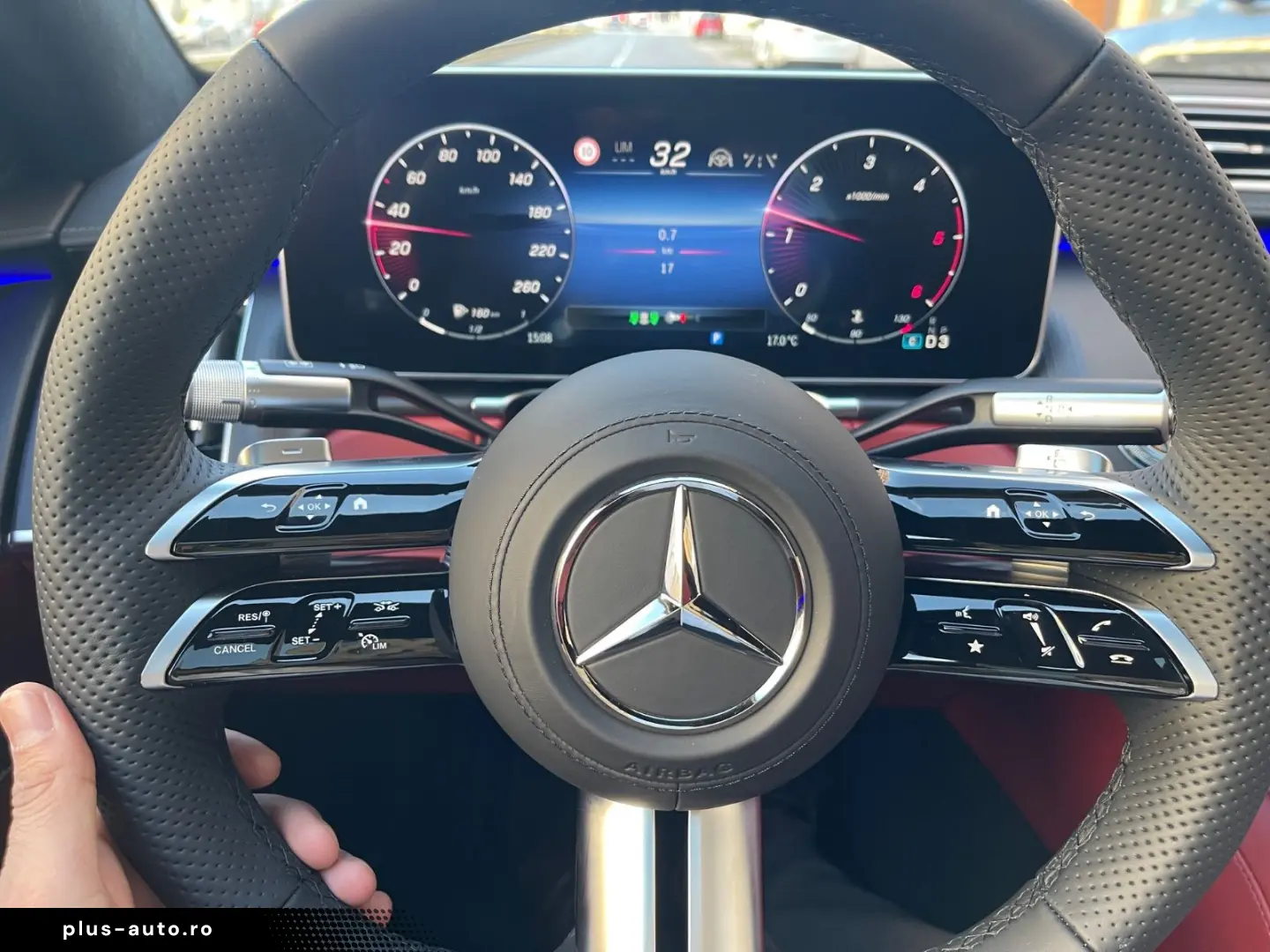 MERCEDES-BENZ Limousine lang 4Matic L AMG Line chauf&hellip;