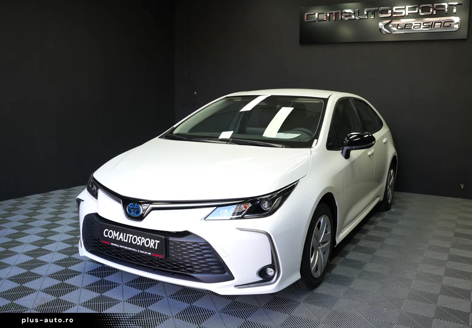 TOYOTA COROLLA ECO 1.8 HYBRID AT