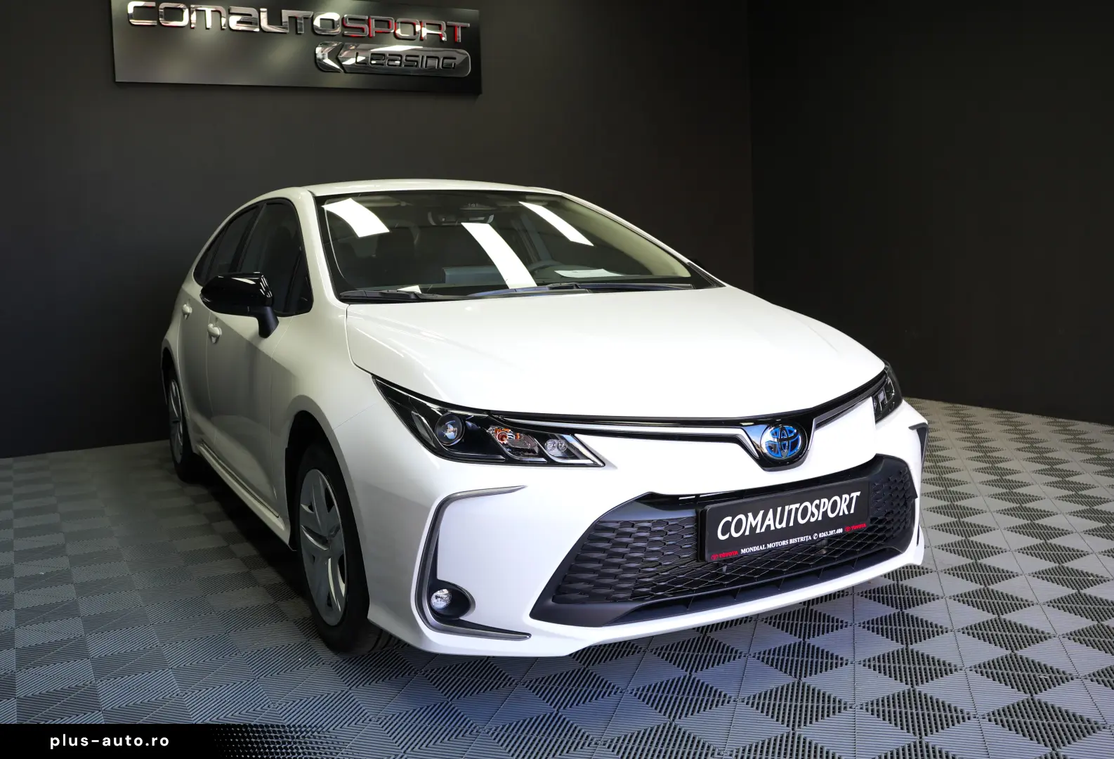 TOYOTA COROLLA ECO 1.8 HYBRID AT