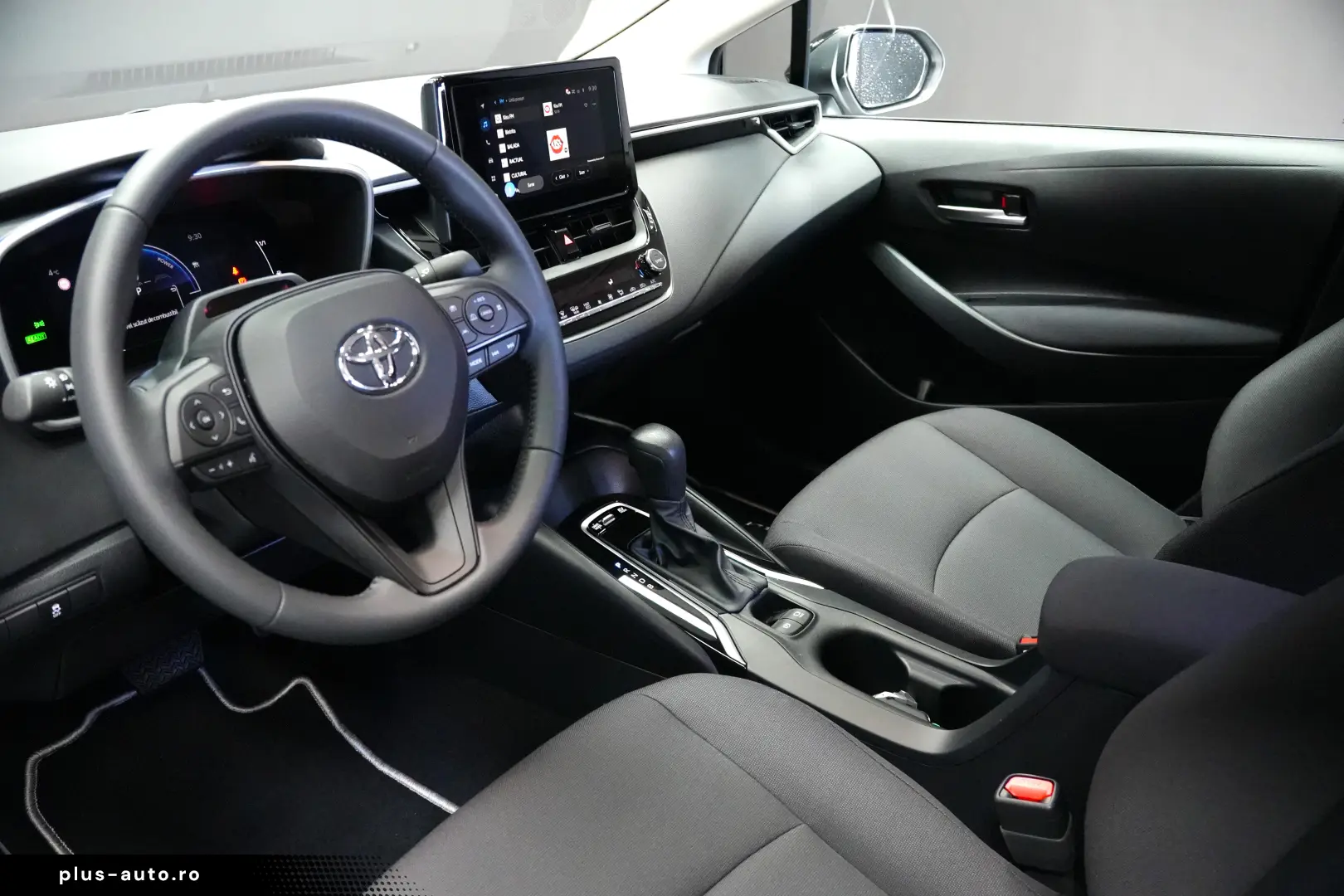 TOYOTA COROLLA ECO 1.8 HYBRID AT