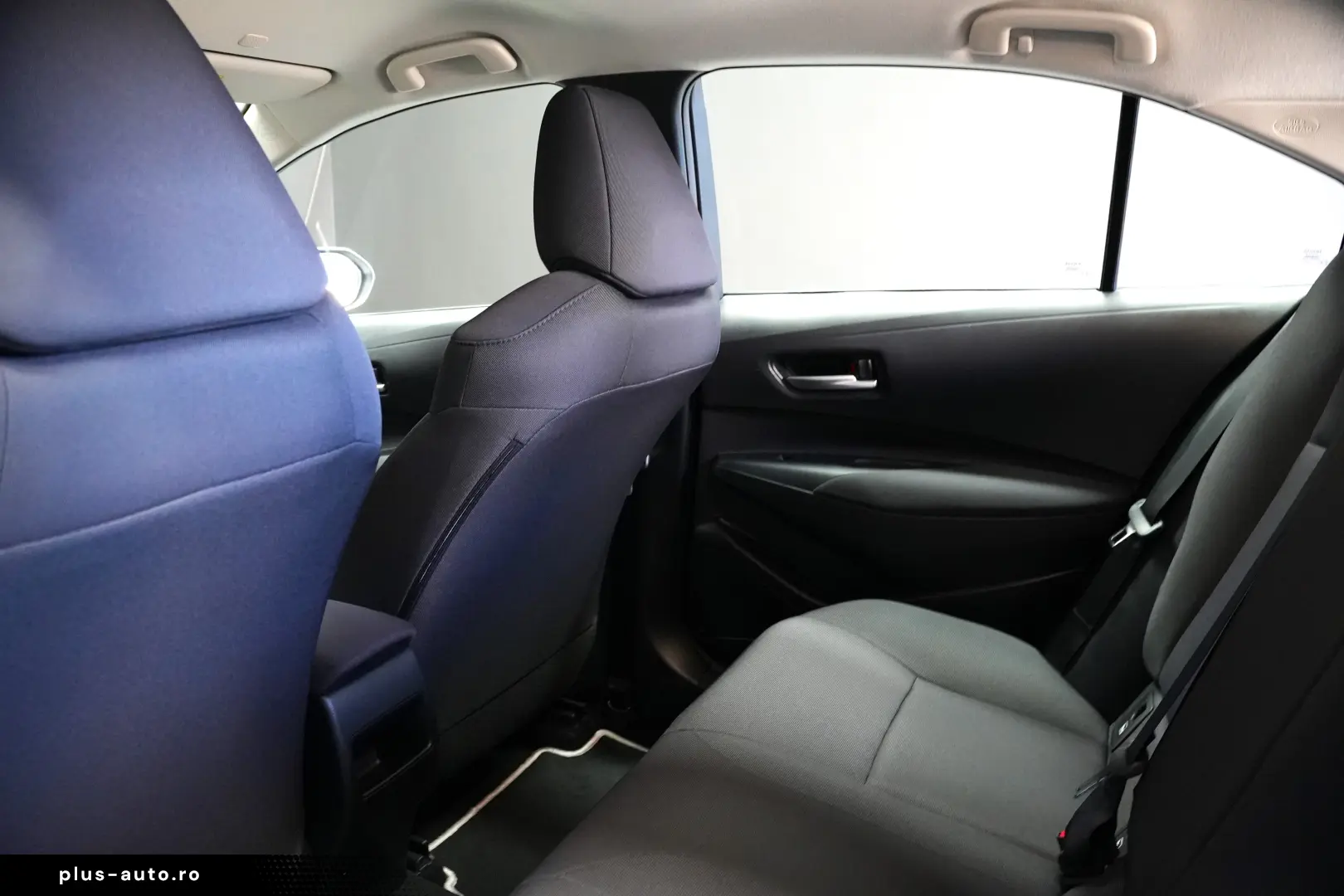 TOYOTA COROLLA ECO 1.8 HYBRID AT