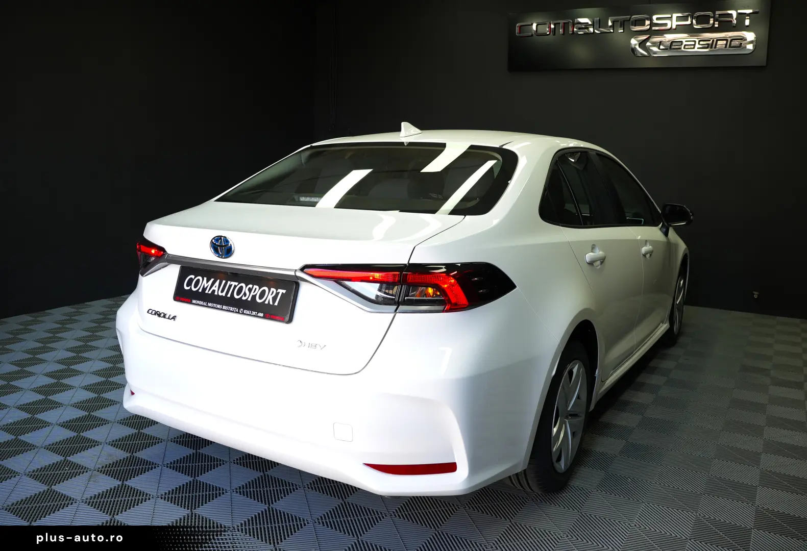 TOYOTA COROLLA ECO 1.8 HYBRID AT