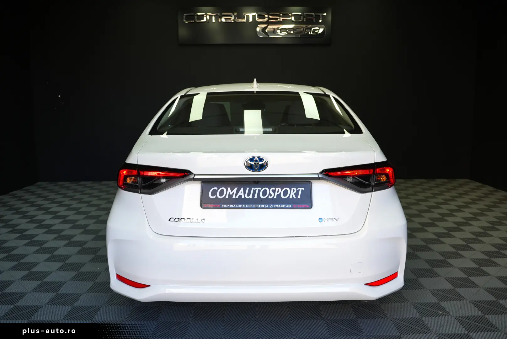 TOYOTA COROLLA ECO 1.8 HYBRID AT