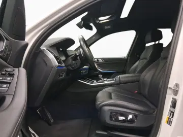 BMW X5 xDr45e MSport 360  22  SoftClose DAProf Ventilation