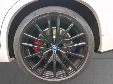 BMW X5 xDr45e MSport 360  22  SoftClose DAProf Ventilation