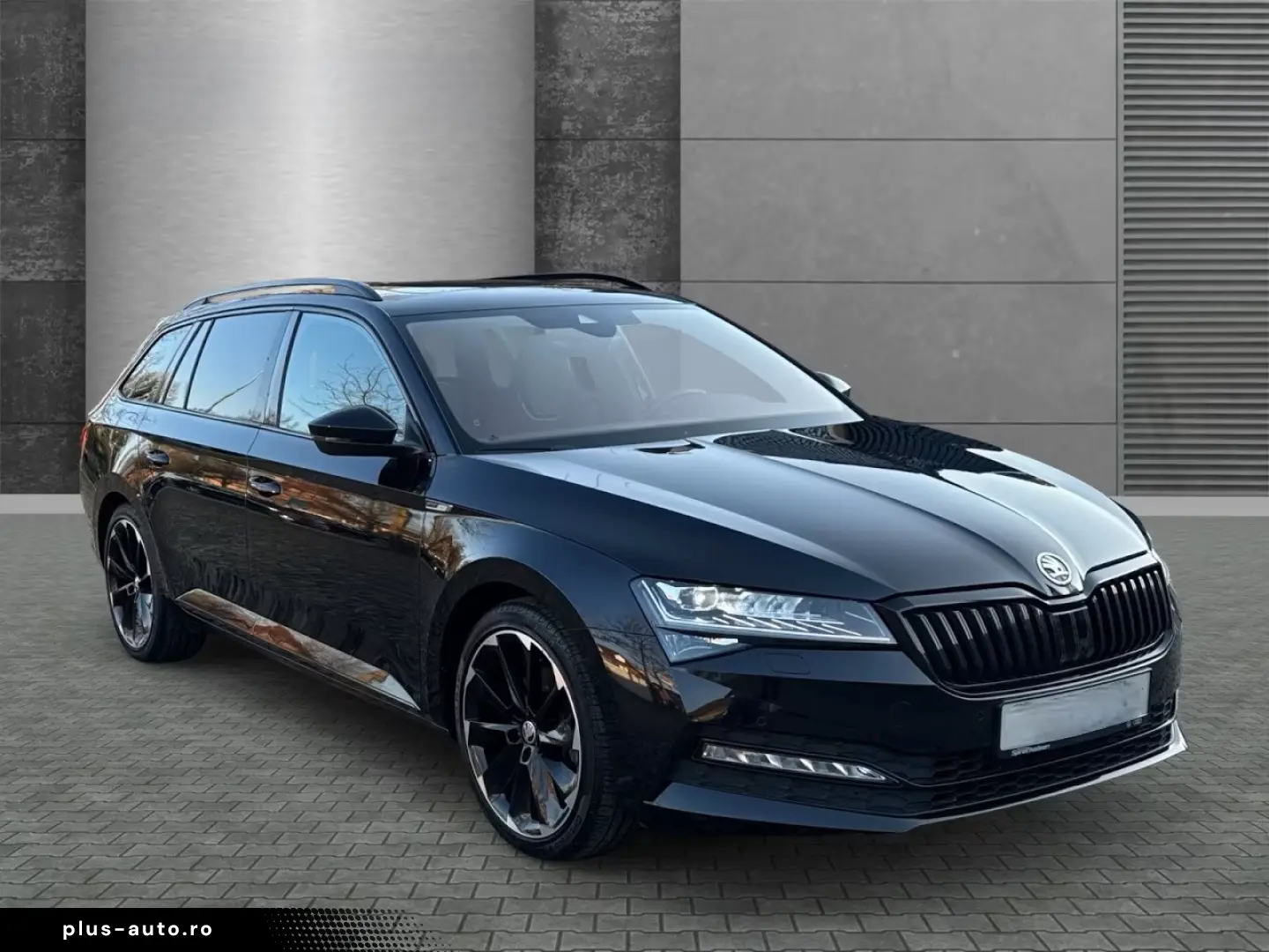 Skoda Superb Combi 2.0 TDI Sportline 4x4