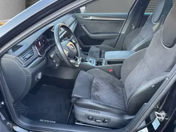 Skoda Superb Combi 2.0 TDI Sportline 4x4