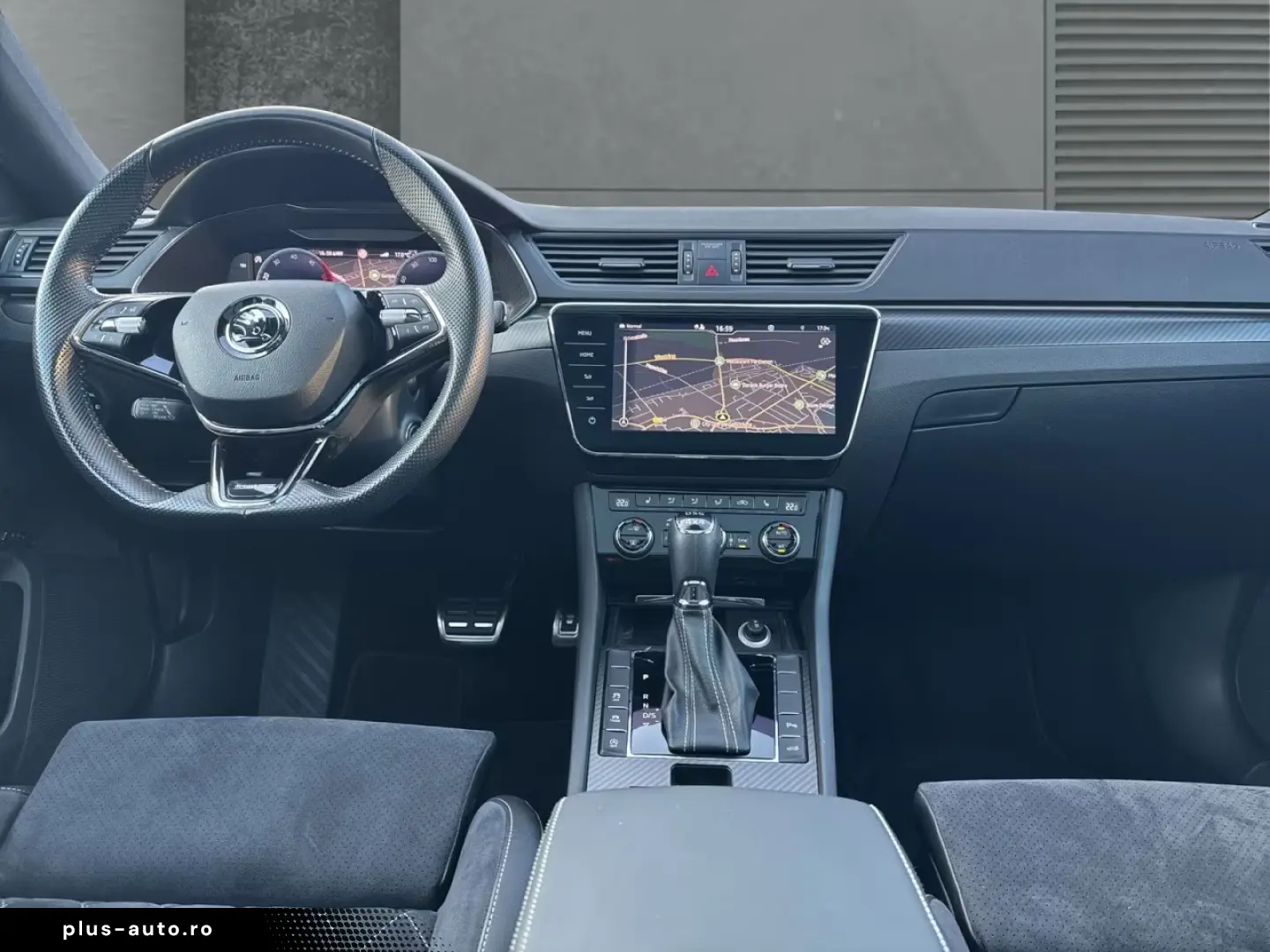 Skoda Superb Combi 2.0 TDI Sportline 4x4