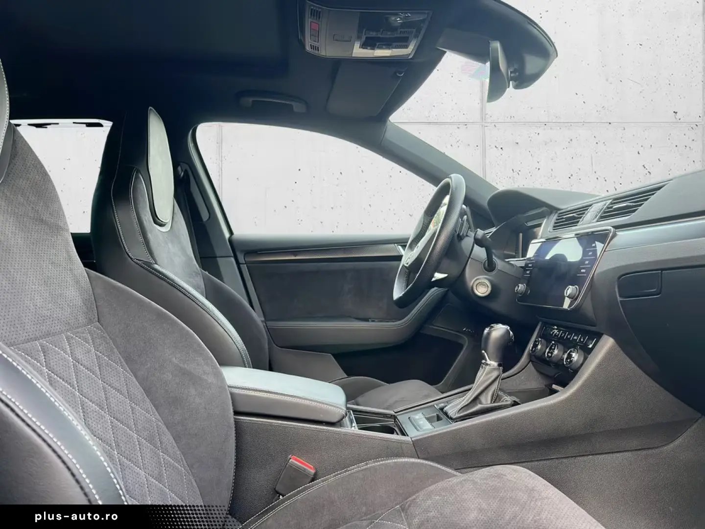 Skoda Superb Combi SportLine 4x4 2.0 TSI