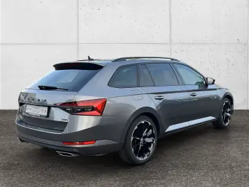 Skoda Superb Combi SportLine 4x4 2.0 TSI
