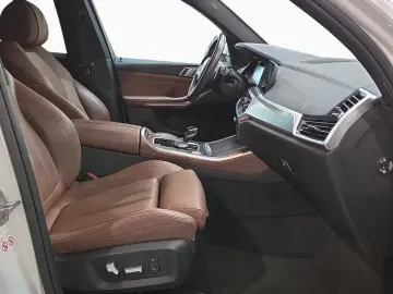 BMW X5 xDr30d MSPORT DAProf Laser Hud SoftClose DisplayKey